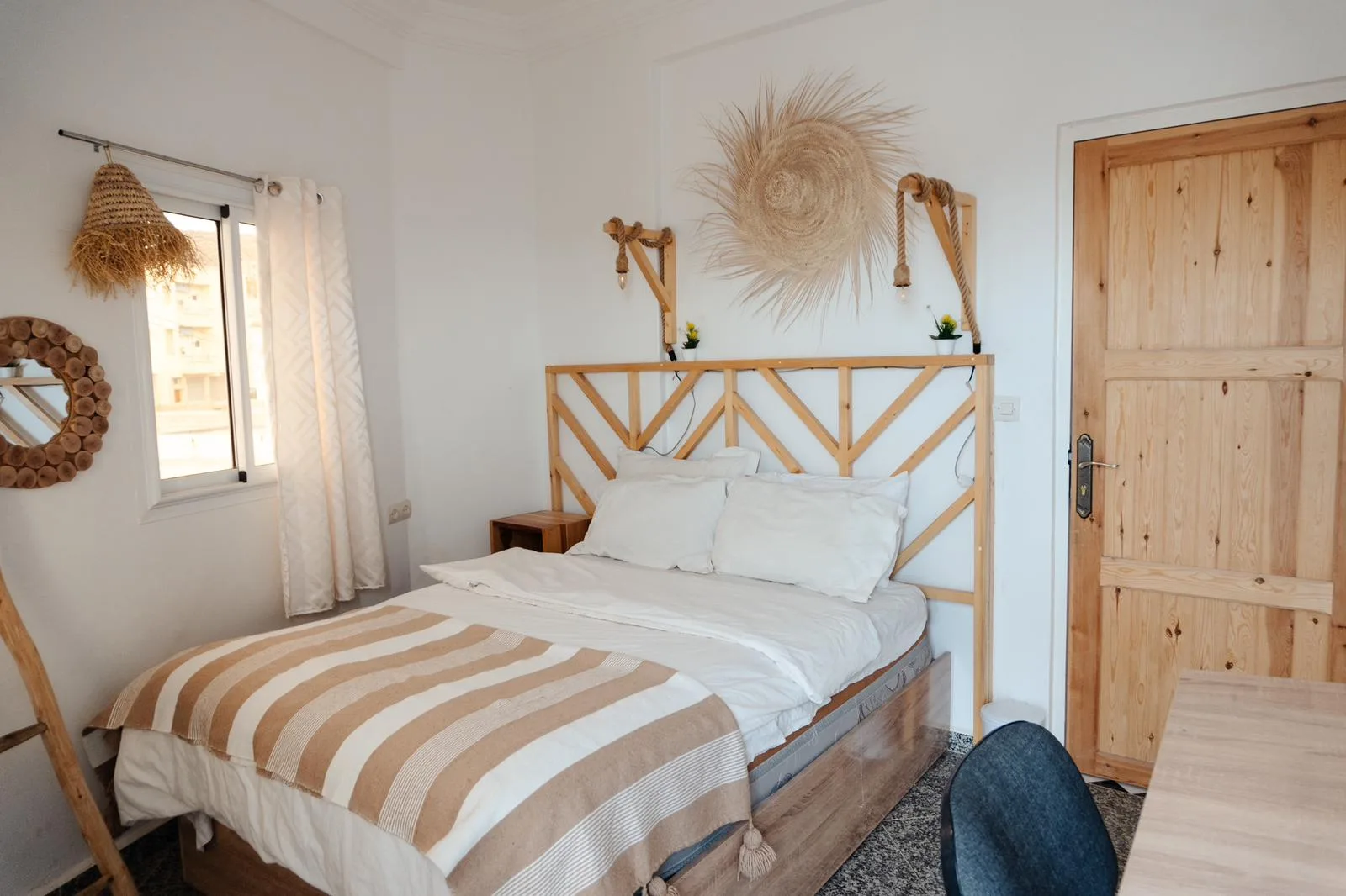 Room at Camp N2, Tamraght